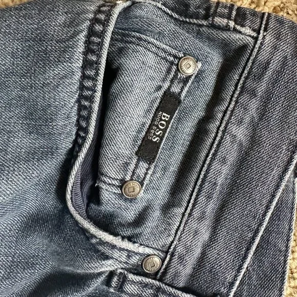 Hugo Boss Jean - Picture 5 of 9